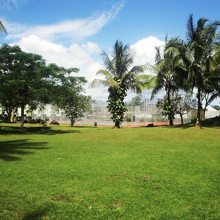Sutanraja Hotel Manado Dış mekan fotoğraf